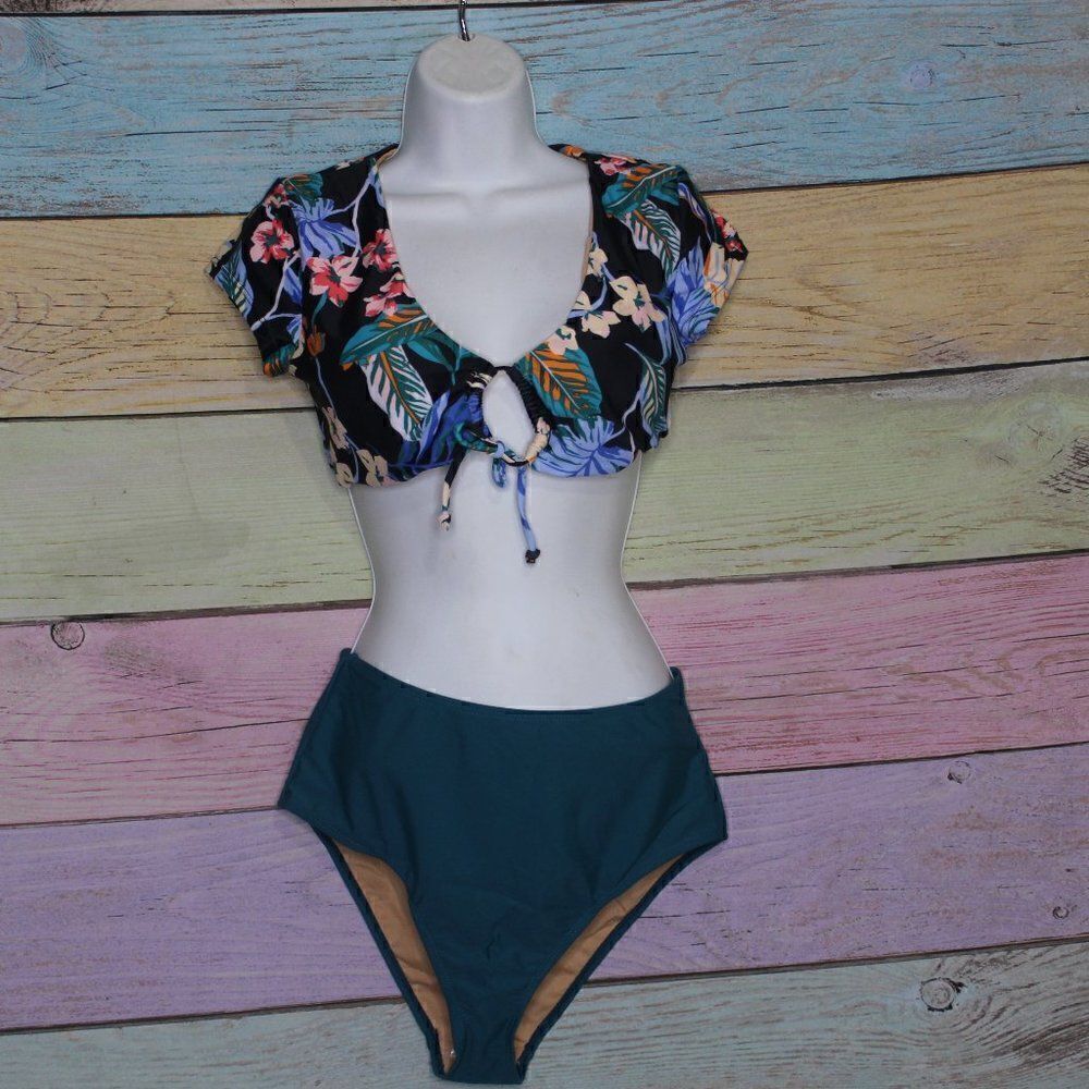 Women's Floral 2 Piece Bikini Swimsuit Medium‎